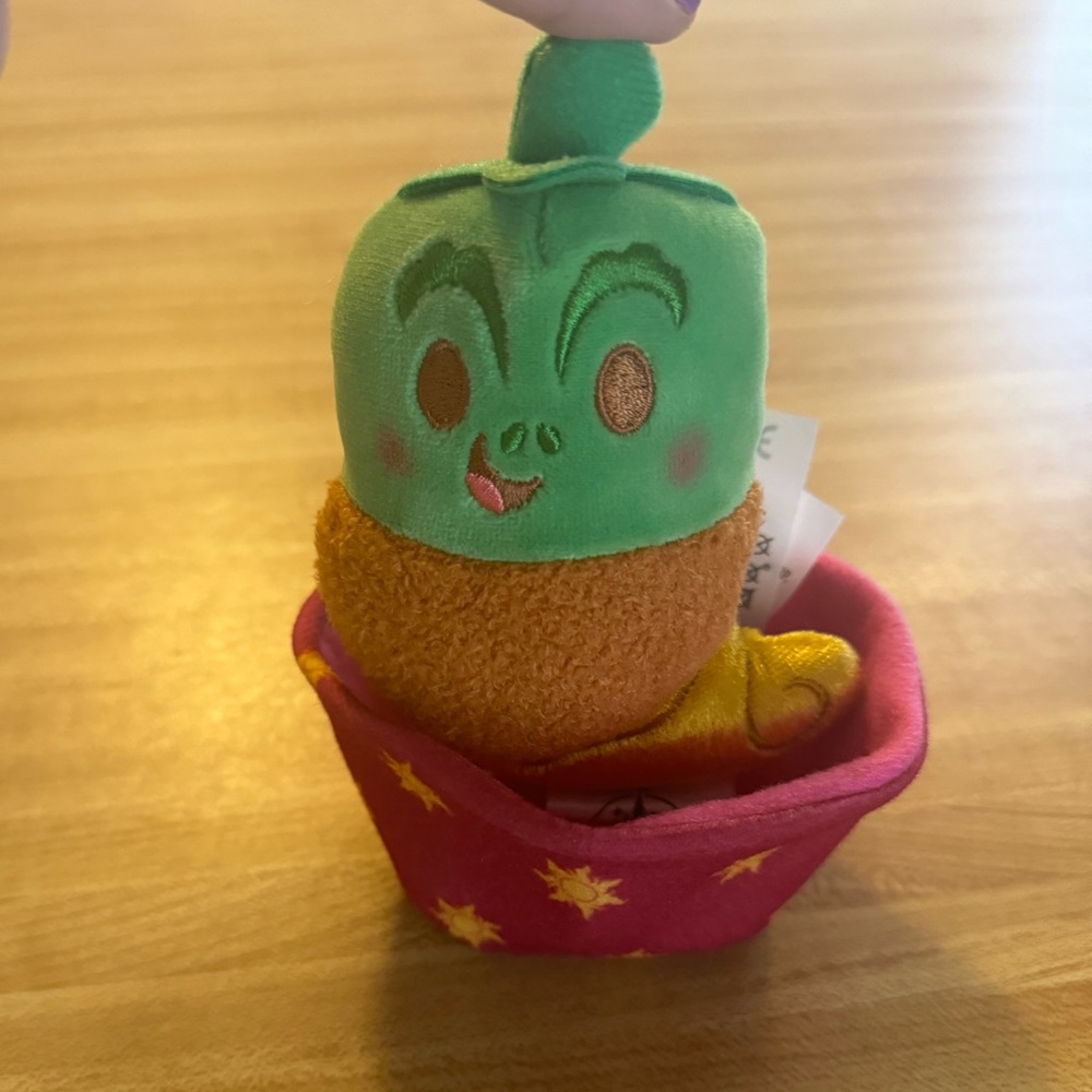 2024 Disney Parks Munchlings Sensational Snacks Pascal Jalapeño Popper